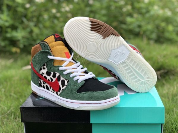 2020 Cheap Nike SB Dunk High Dog Walker Shoes BQ6827-300