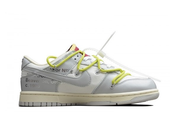 Off-White x Futura x Nike SB Dunk Low “The 50” DM1602-122-3